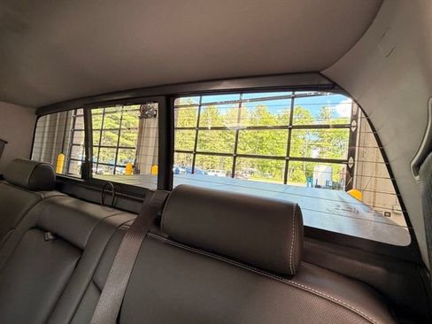 Used 2018 GMC Sierra 1500 SLT AWD/4WD image 25