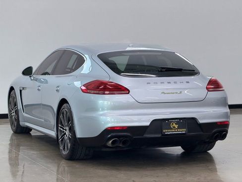 Used 2016 Porsche Panamera S image 5