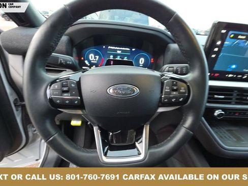 Used 2025 Ford Explorer Platinum w/ LUX Leather Package image 5