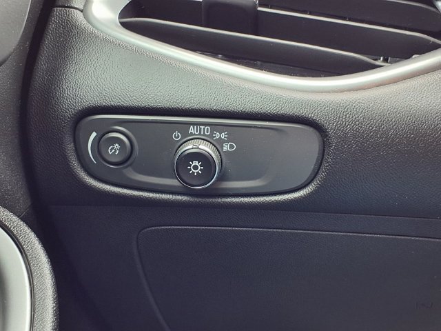Used 2025 Chevrolet Malibu LT FWD image 18
