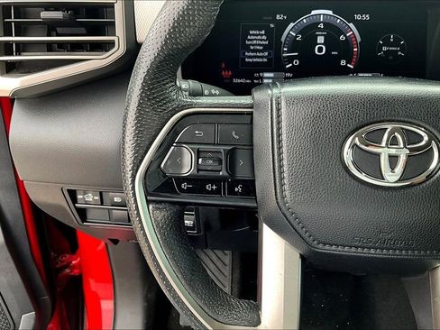 Used 2024 Toyota Tundra Limited AWD/4WD image 13