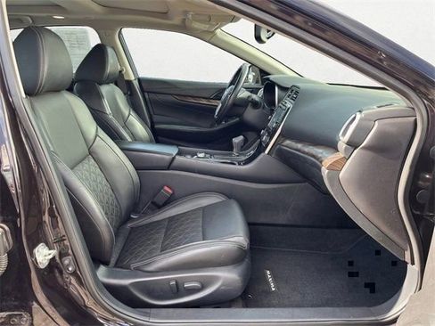 Used 2016 Nissan Maxima Platinum image 21