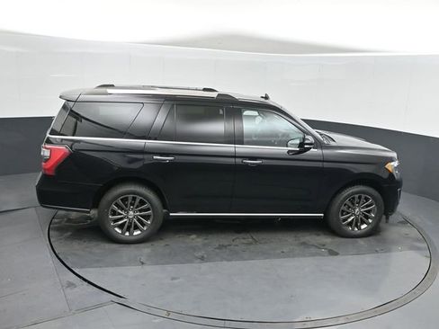 Used 2020 Ford Expedition Limited image 28
