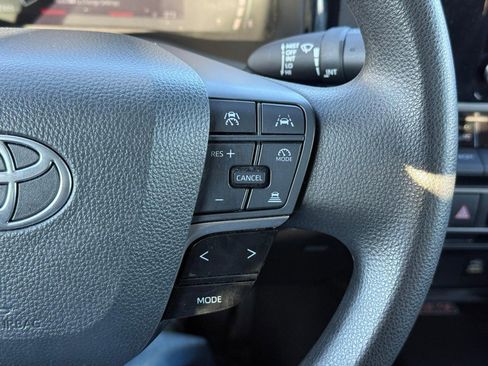 Certified 2025 Toyota Camry LE image 21