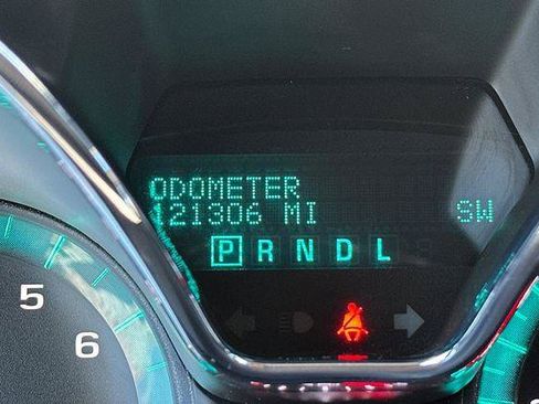 Used 2016 Chevrolet Traverse LT w/ Style and Technology Package FWD image 25