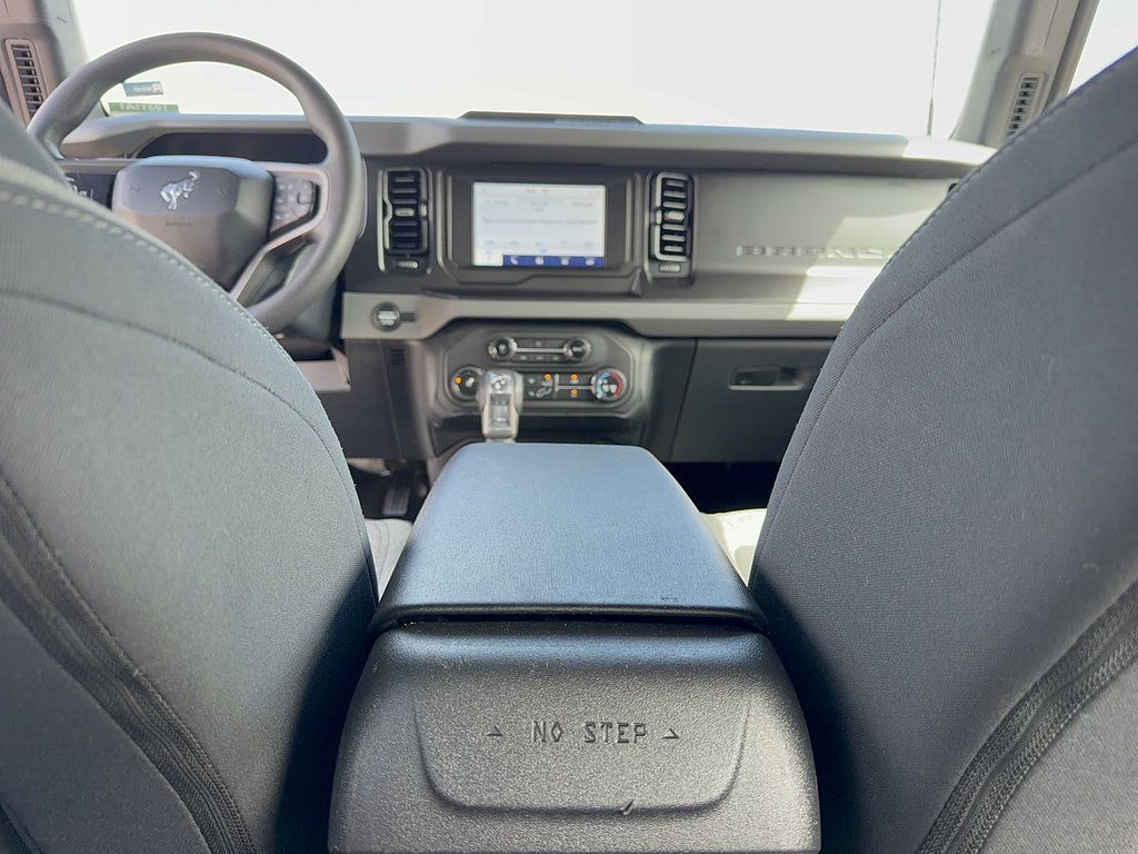 Used 2021 Ford Bronco 2-Door AWD/4WD image 29