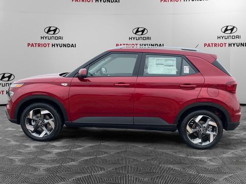 New 2026 Hyundai Venue SEL FWD image 6
