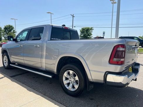 Used 2022 RAM 1500 Laramie AWD/4WD image 8