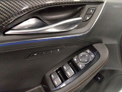 Used 2025 Cadillac CT5 V RWD image 33