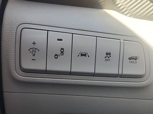 Certified 2021 Hyundai Tucson Sport image 14