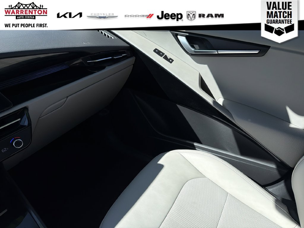 Used 2023 Kia Niro Wind w/ Wind Preserve Package FWD image 27