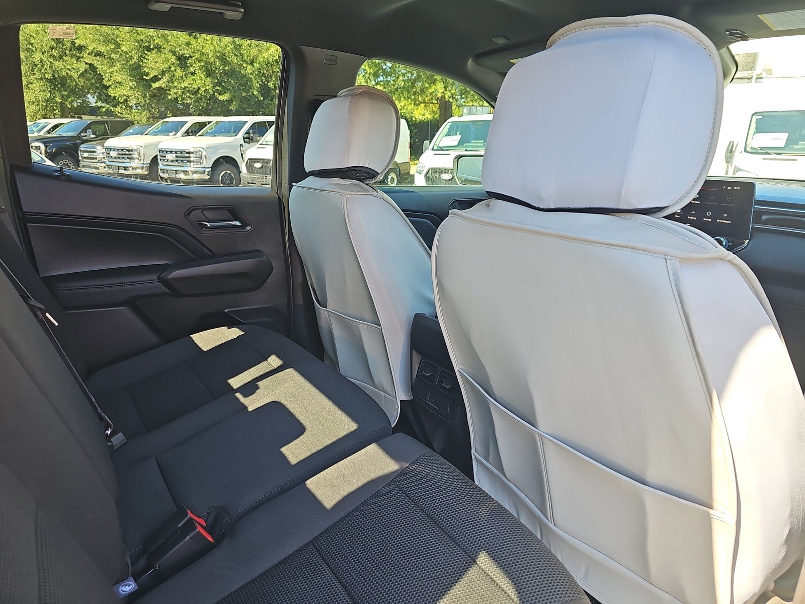 Used 2025 GMC Canyon Elevation RWD image 11