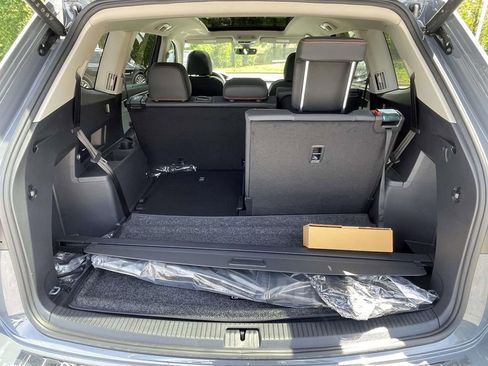 New 2026 Volkswagen Atlas Peak Edition AWD/4WD image 10