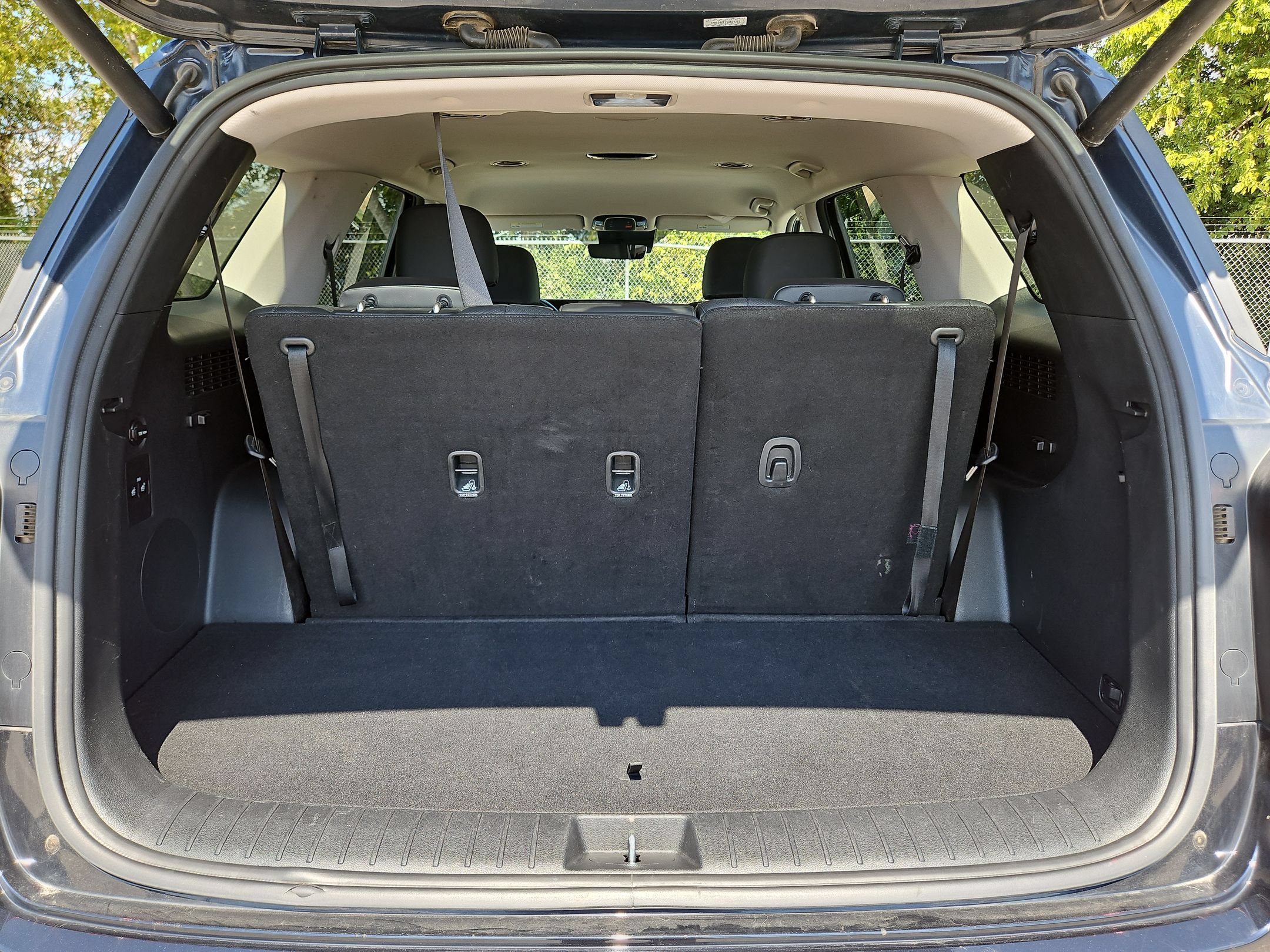 Used 2025 Hyundai Palisade SEL FWD image 24