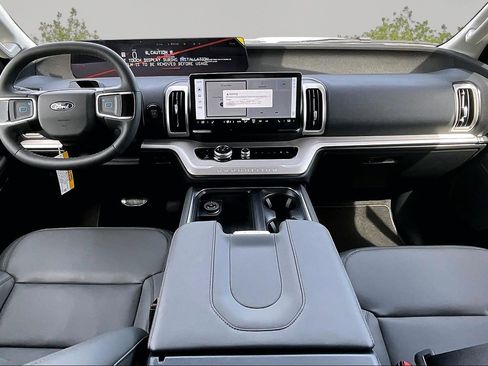 New 2026 Ford Expedition Max Active image 5