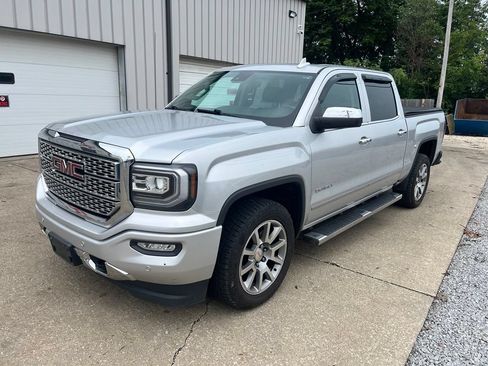 Used 2017 GMC Sierra 1500 Denali AWD/4WD image 2