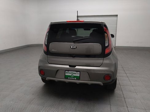 Used 2019 Kia Soul + FWD image 7
