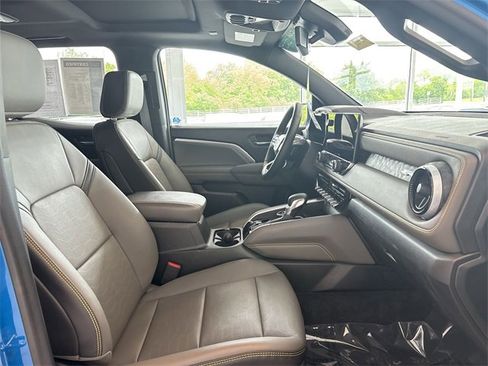 Certified 2023 Chevrolet Colorado ZR2 w/ ZR2 Convenience Package III image 18