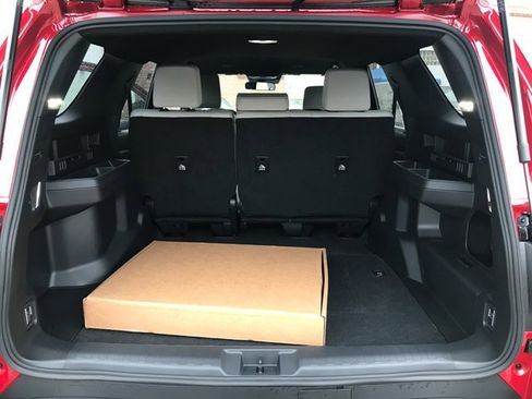 New 2026 Toyota 4Runner SR5 AWD/4WD image 23