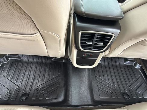 Used 2019 Lincoln Nautilus Reserve w/ Ultimate Package AWD/4WD image 32