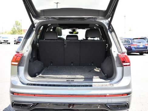 Used 2022 Volkswagen Tiguan SE R-Line AWD/4WD image 27