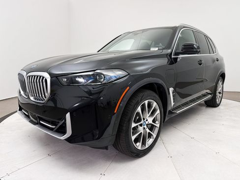 Used 2024 BMW X5 xDrive50e AWD/4WD image 13