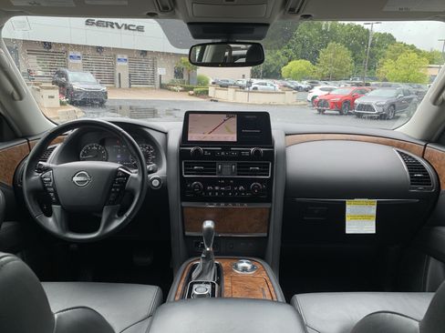 Used 2023 Nissan Armada SL w/ Captain's Chairs Package AWD/4WD image 30