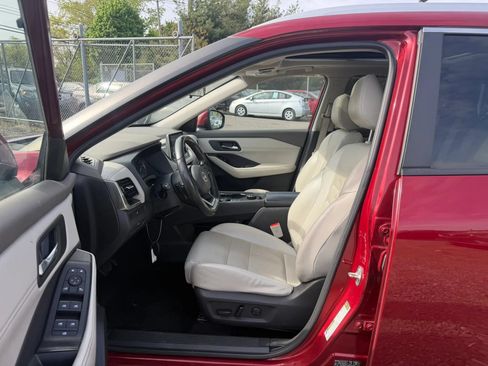 Used 2022 Nissan Rogue SV w/ SV Premium Package AWD/4WD image 26
