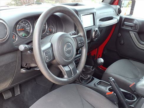 Used 2017 Jeep Wrangler Sport image 4