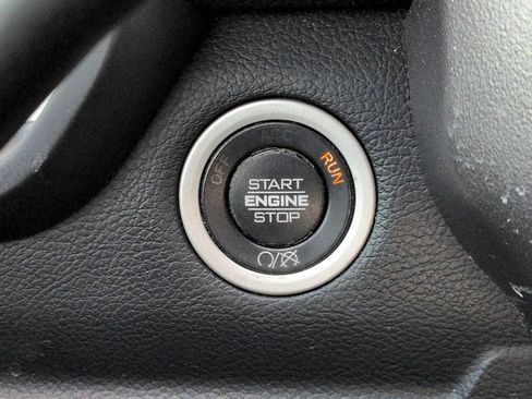 Used 2020 RAM 2500 Laramie AWD/4WD image 31