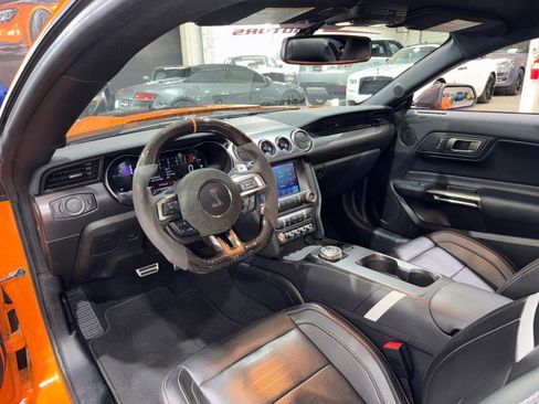 Used 2020 Ford Mustang Shelby GT500 w/ Technology Package image 50