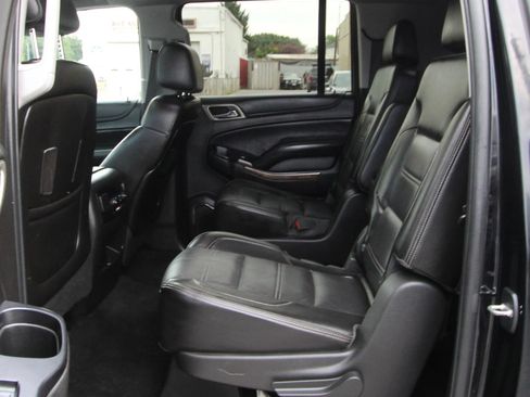 Used 2016 GMC Yukon XL Denali w/ Open Road Package AWD/4WD image 11