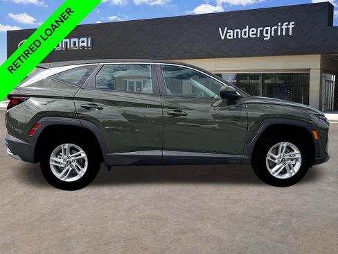 New 2025 Hyundai Tucson SE image 10