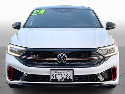 Used 2024 Volkswagen Jetta GLI Autobahn image 3