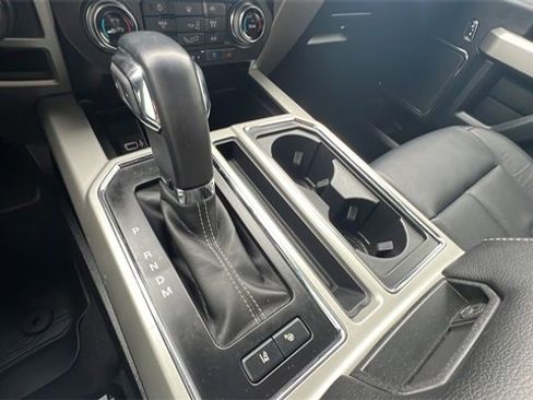 Used 2020 Ford F150 Lariat w/ Equipment Group 502A Luxury image 26