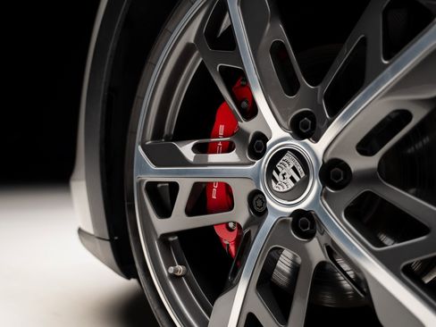 Used 2023 Porsche Taycan 4S image 21