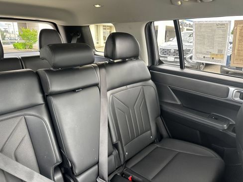 Used 2025 Hyundai Santa Fe SEL AWD/4WD image 40