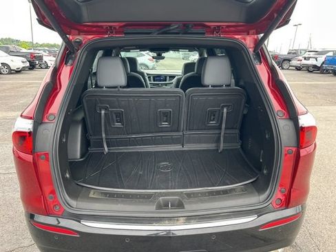 Used 2022 Buick Enclave Essence w/ Experience Buick Package AWD/4WD image 23