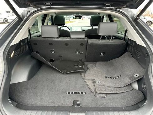 Used 2023 Hyundai Ioniq 5 Limited image 9