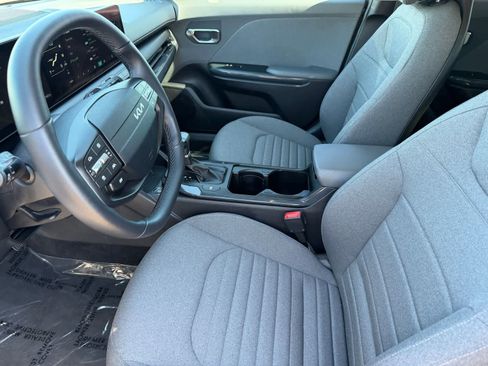 Used 2025 Kia K4 EX FWD image 11