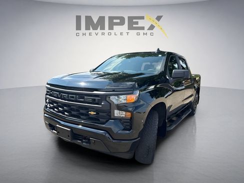 Used 2024 Chevrolet Silverado 1500 Custom AWD/4WD image 1