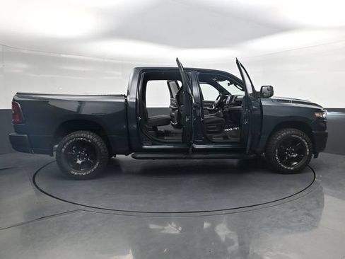 Used 2025 RAM 1500 Warlock AWD/4WD image 40