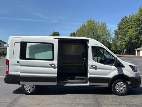 Used 2021 Ford Transit 250 Medium Roof RWD image 24