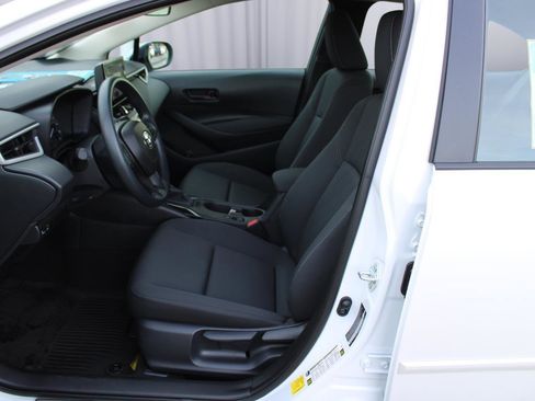 Certified 2024 Toyota Corolla LE image 29