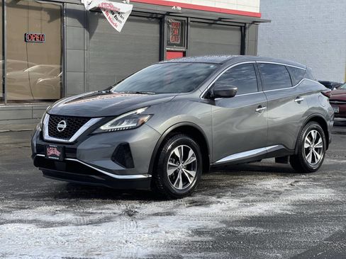 Used 2019 Nissan Murano S image 3