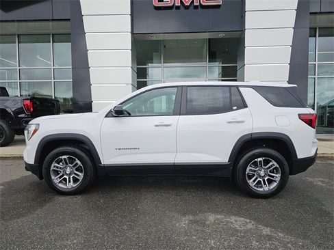 New 2025 GMC Terrain Elevation w/ Technology Package II image 4