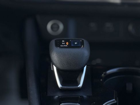 Used 2021 Nissan Rogue S image 36