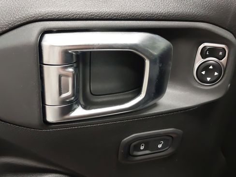 New 2025 Jeep Wrangler Unlimited Rubicon w/ XTREMEE 35" Tire Package image 25