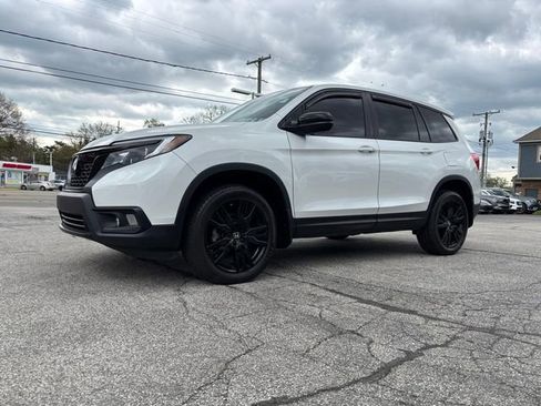 Used 2021 Honda Passport Sport image 4