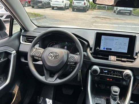 Used 2025 Toyota RAV4 LE FWD image 14